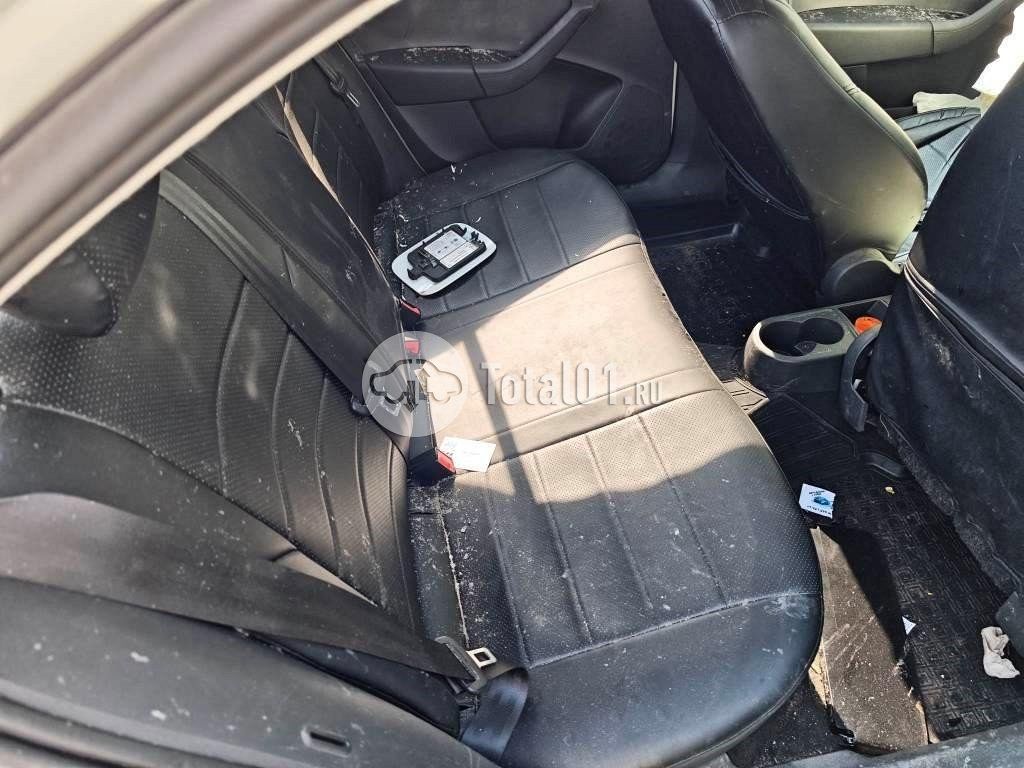 Фото Volkswagen Polo 170