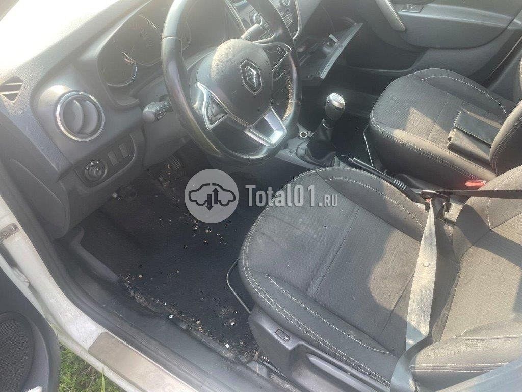 Фото Renault Logan 24