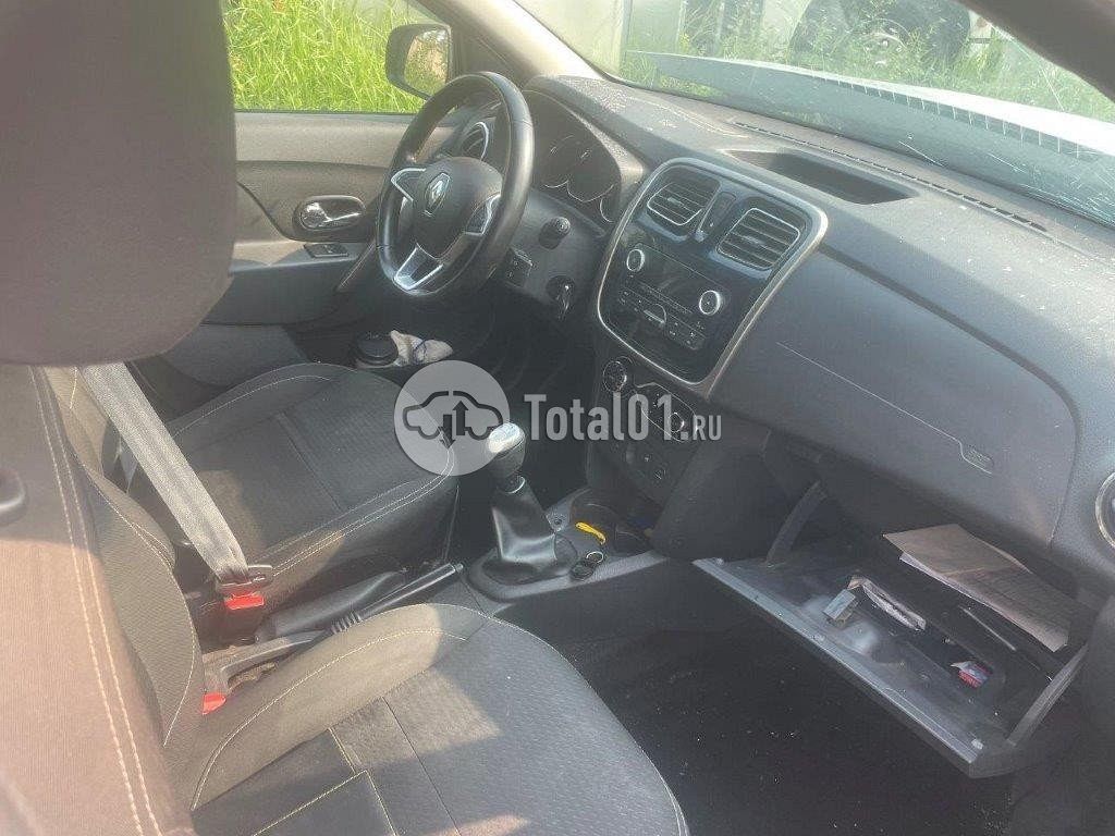 Фото Renault Logan 68