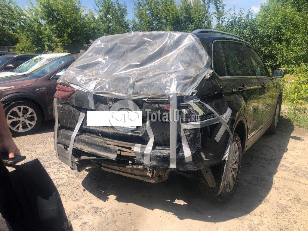 Фото Volkswagen Tiguan 4