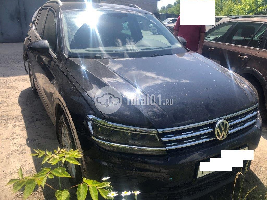 Фото Volkswagen Tiguan 8