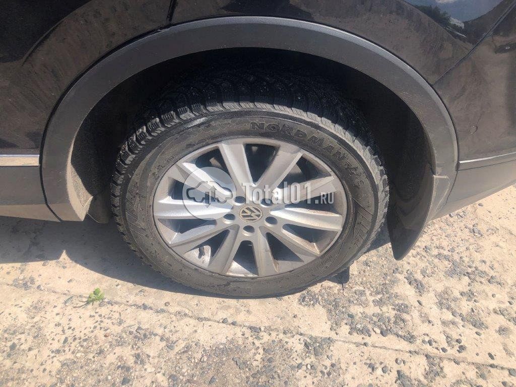 Фото Volkswagen Tiguan 28