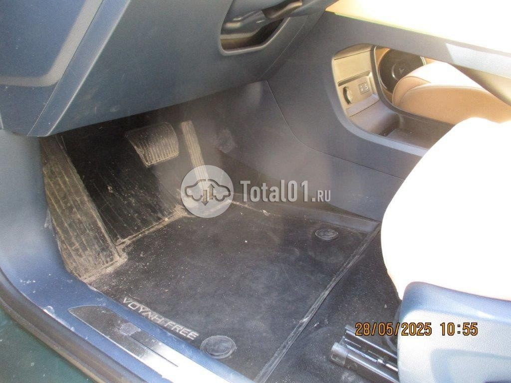 Фото Voyah Free 70