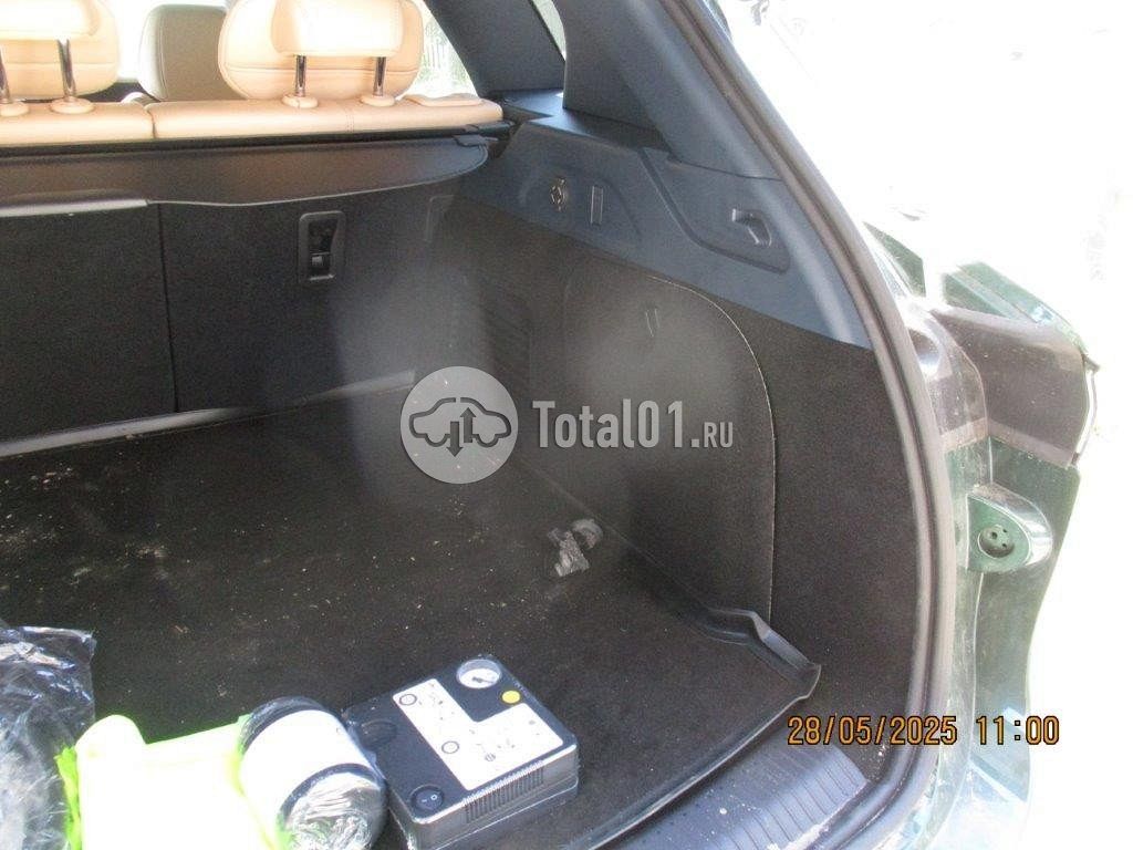 Фото Voyah Free 166