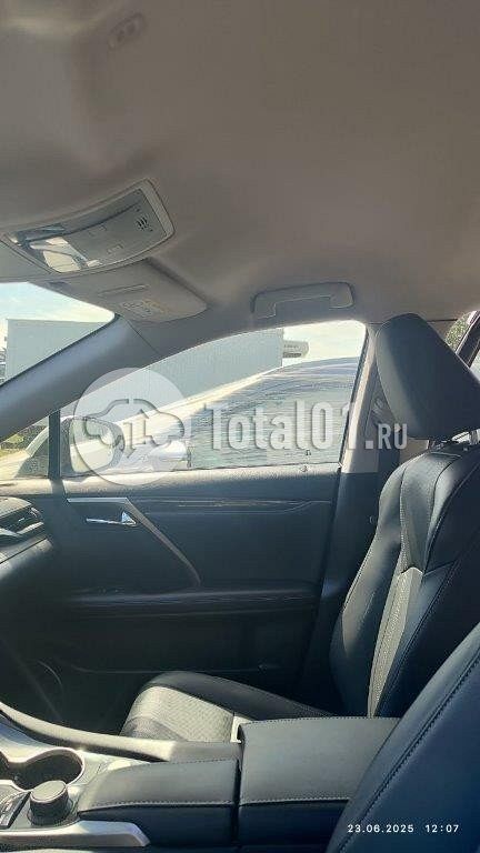 Фото Lexus RX 50