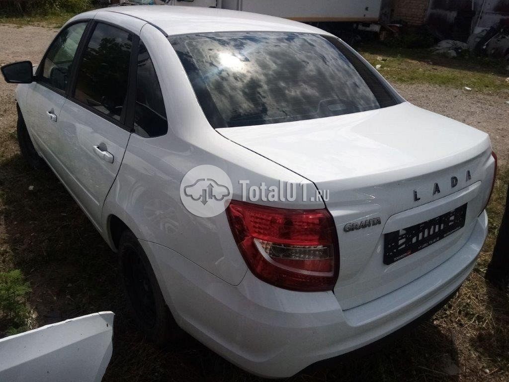 Фото ВАЗ (LADA) Granta 12