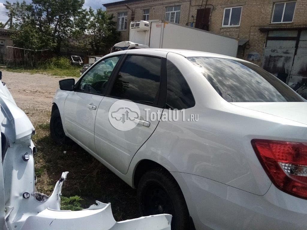 Фото ВАЗ (LADA) Granta 14