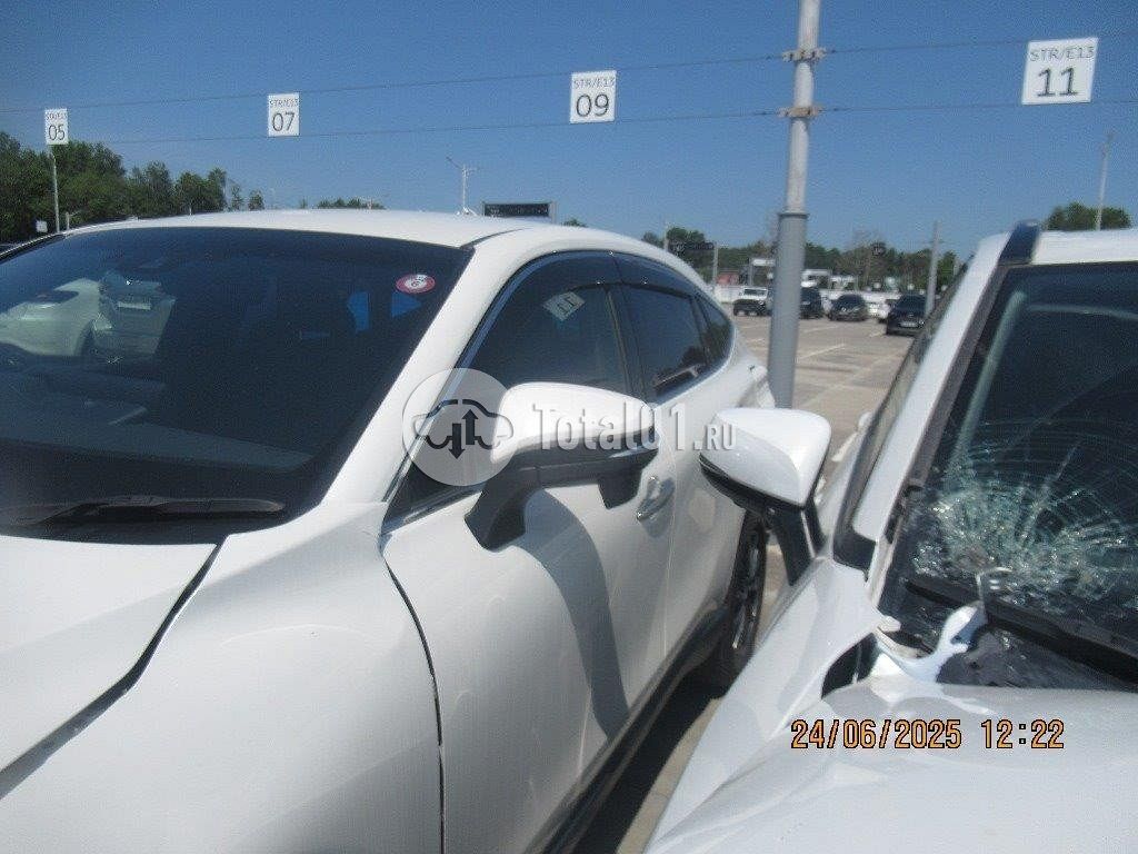 Фото Toyota Harrier 20