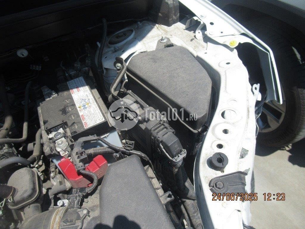 Фото Toyota Harrier 54