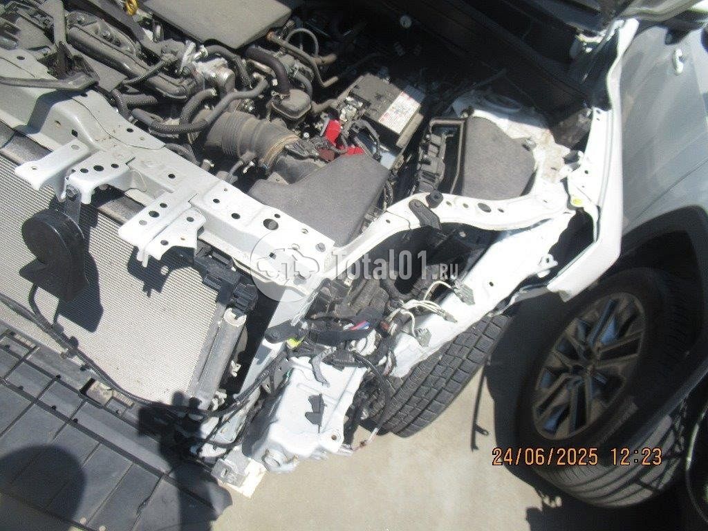 Фото Toyota Harrier 58