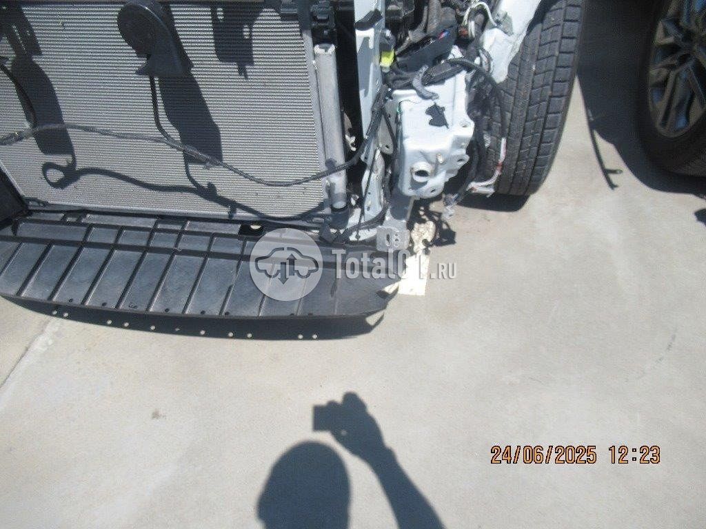Фото Toyota Harrier 64