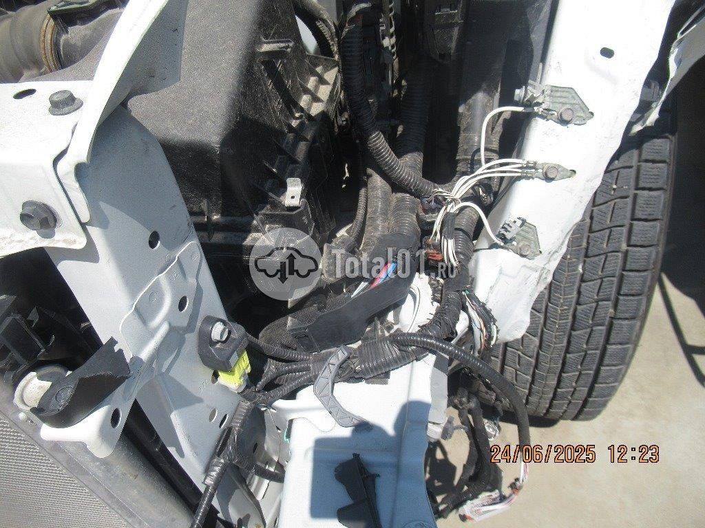 Фото Toyota Harrier 68