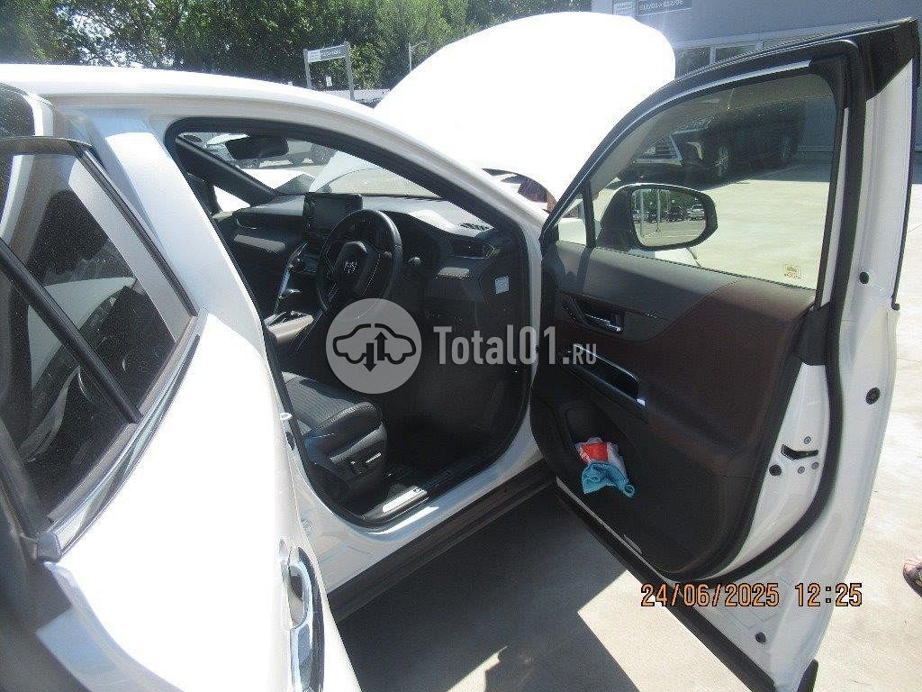 Фото Toyota Harrier 98