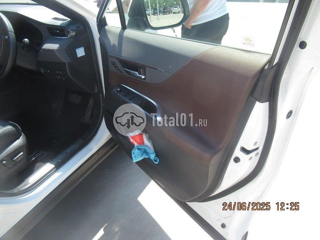 Фото Toyota Harrier 100