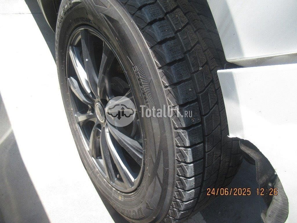 Фото Toyota Harrier 112