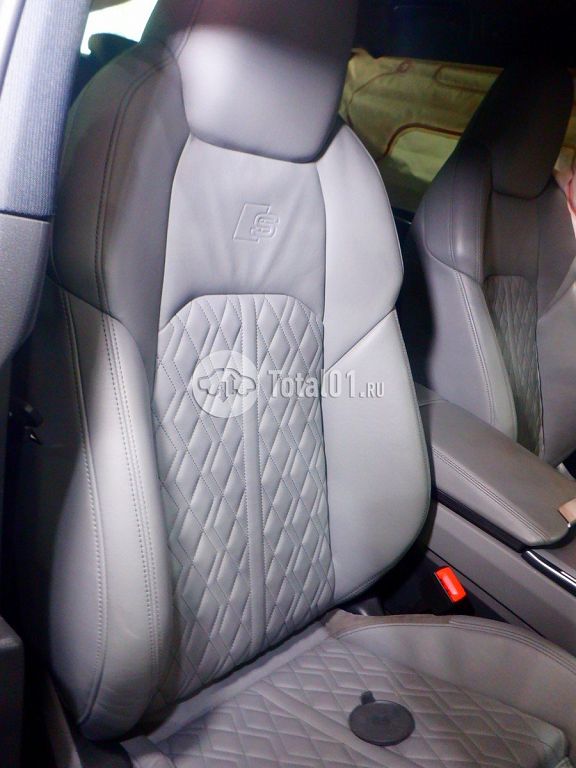 Фото Audi S6 106