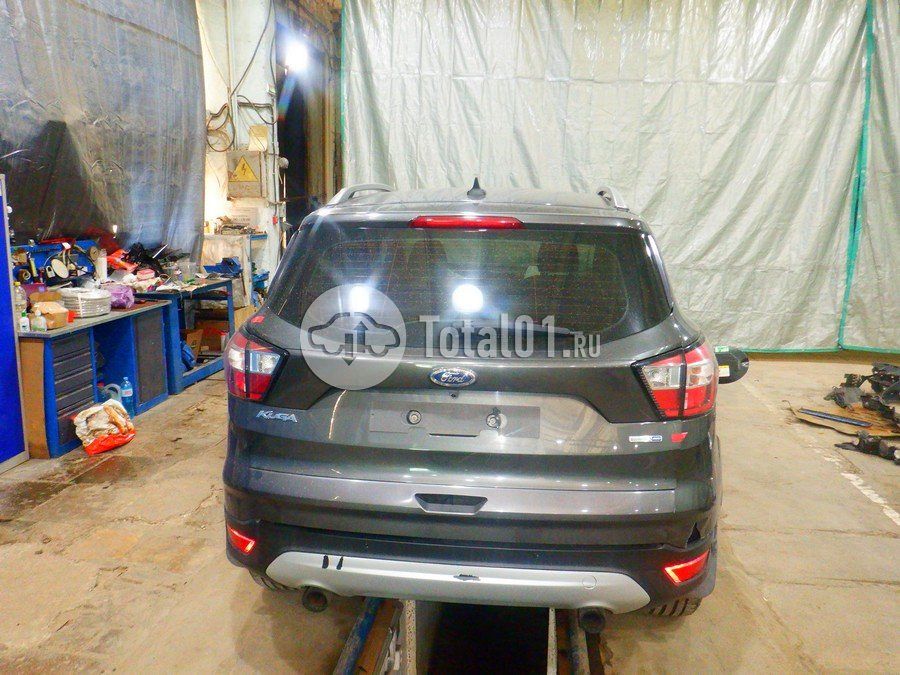 Фото Ford Kuga 10