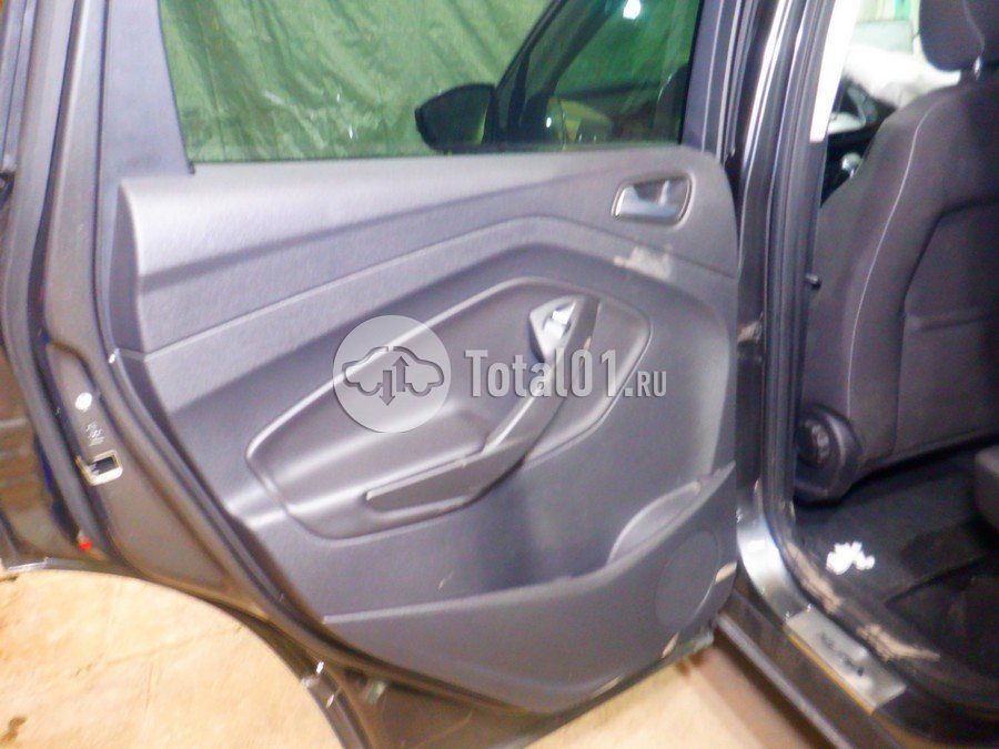 Фото Ford Kuga 32