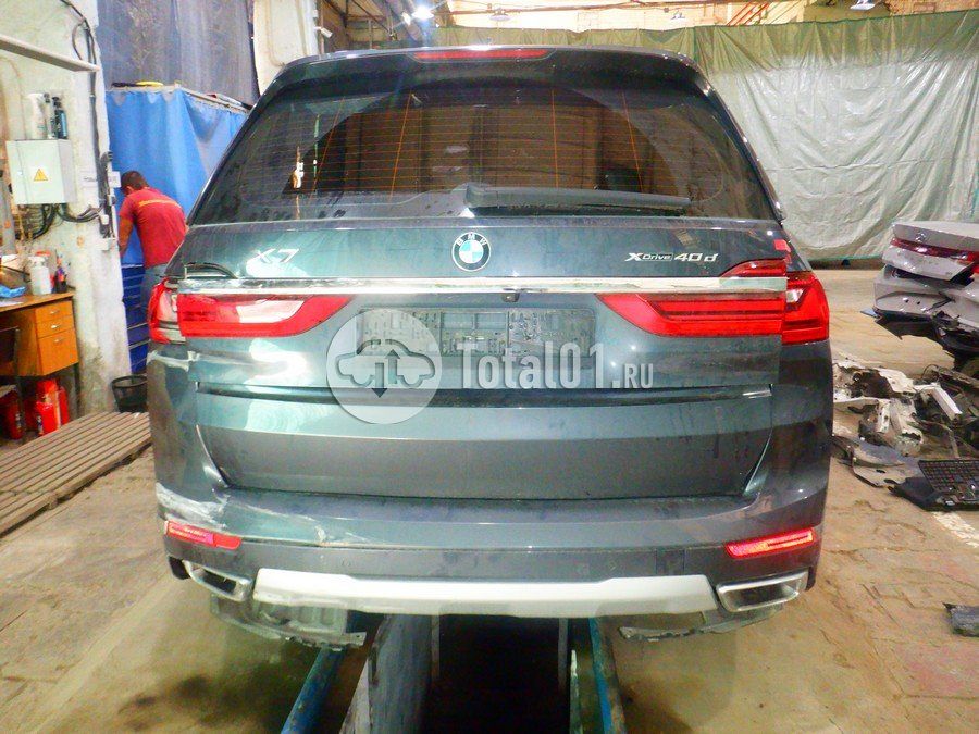 Фото BMW X7 218