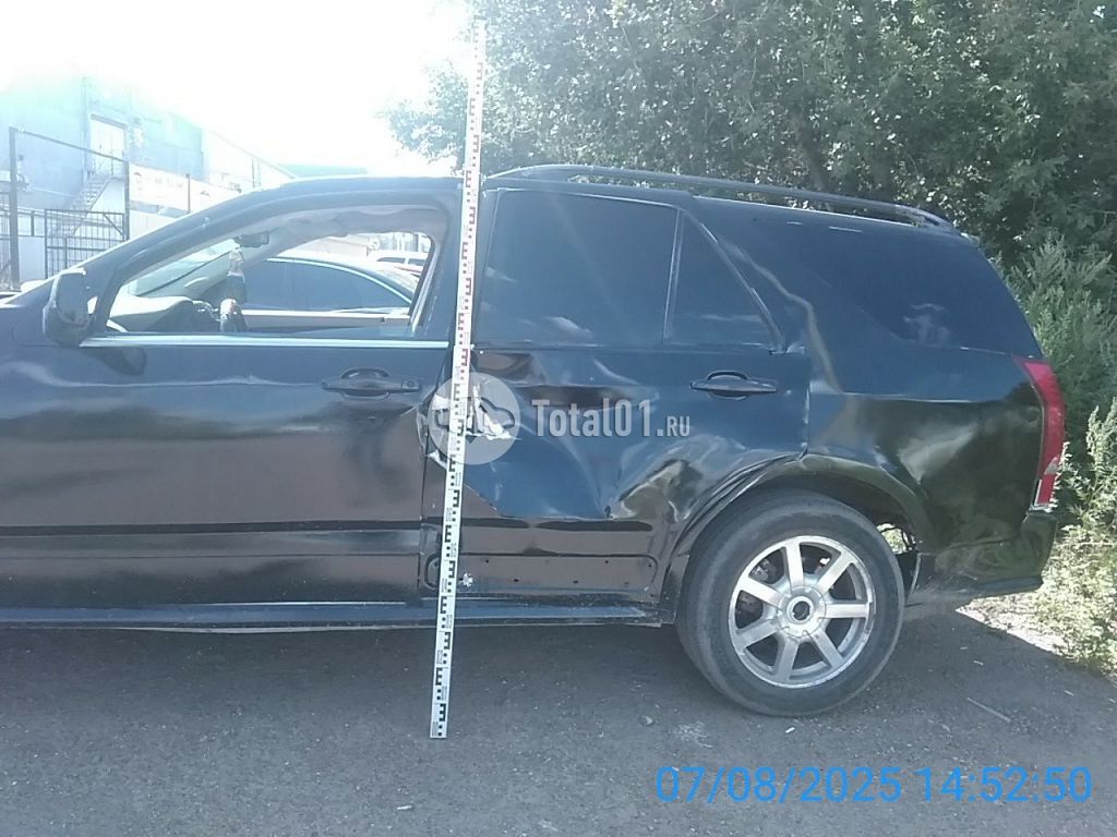 Фото Cadillac SRX 8