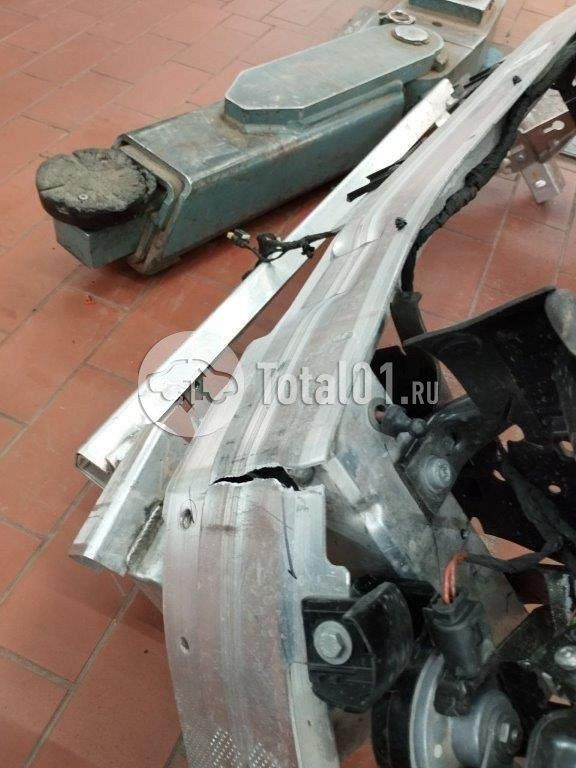 Фото BMW XM 824