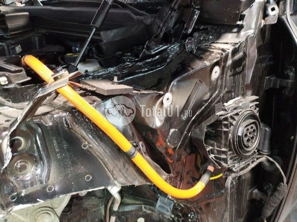 Фото BMW XM 1070