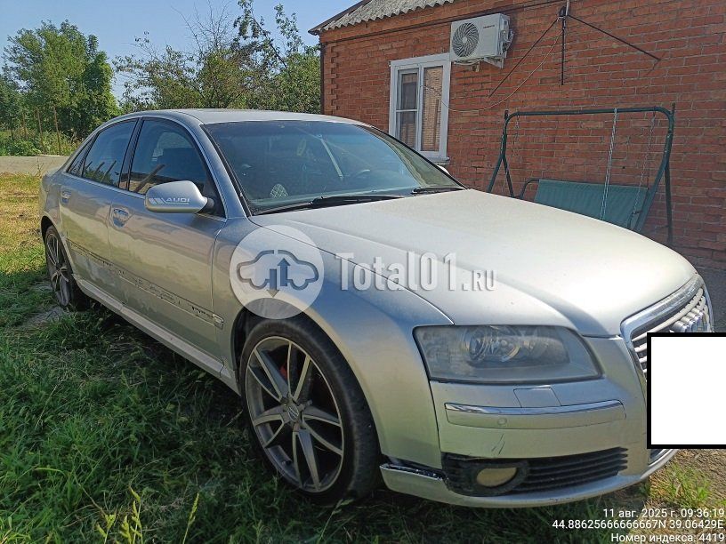 Фото Audi A8 8