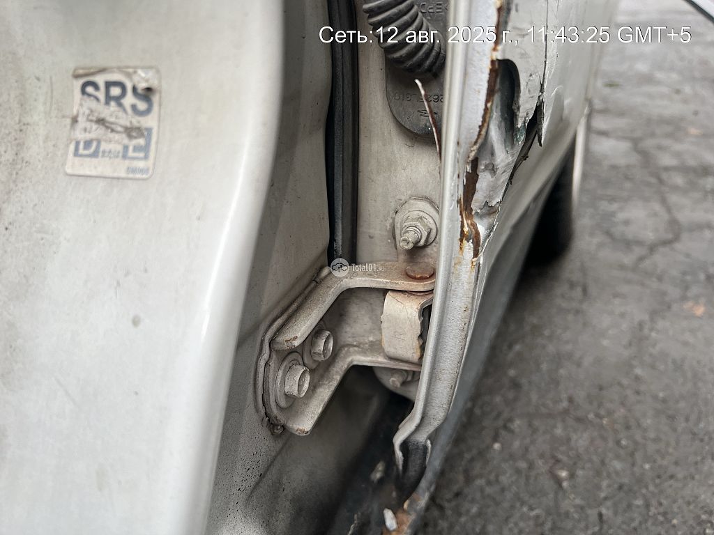 Фото Nissan Laurel 98