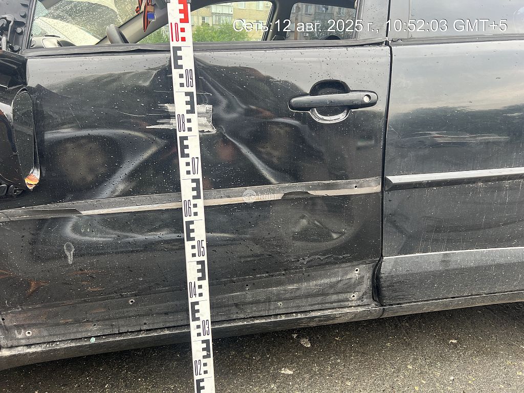 Фото Pontiac Vibe 12