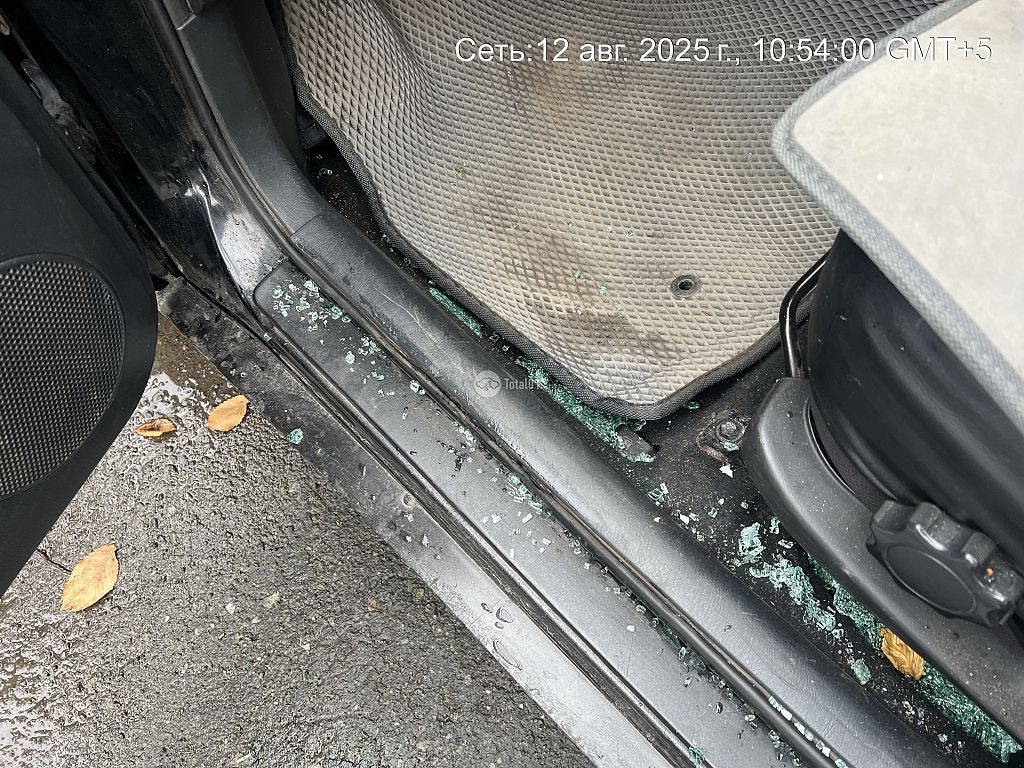 Фото Pontiac Vibe 72