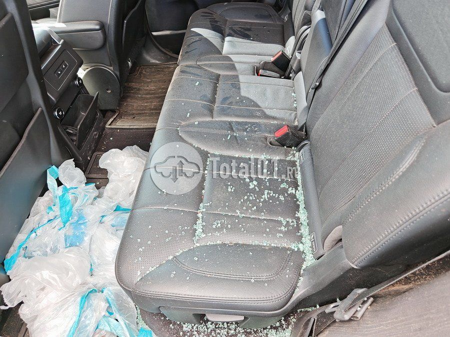 Фото Land Rover Discovery 140