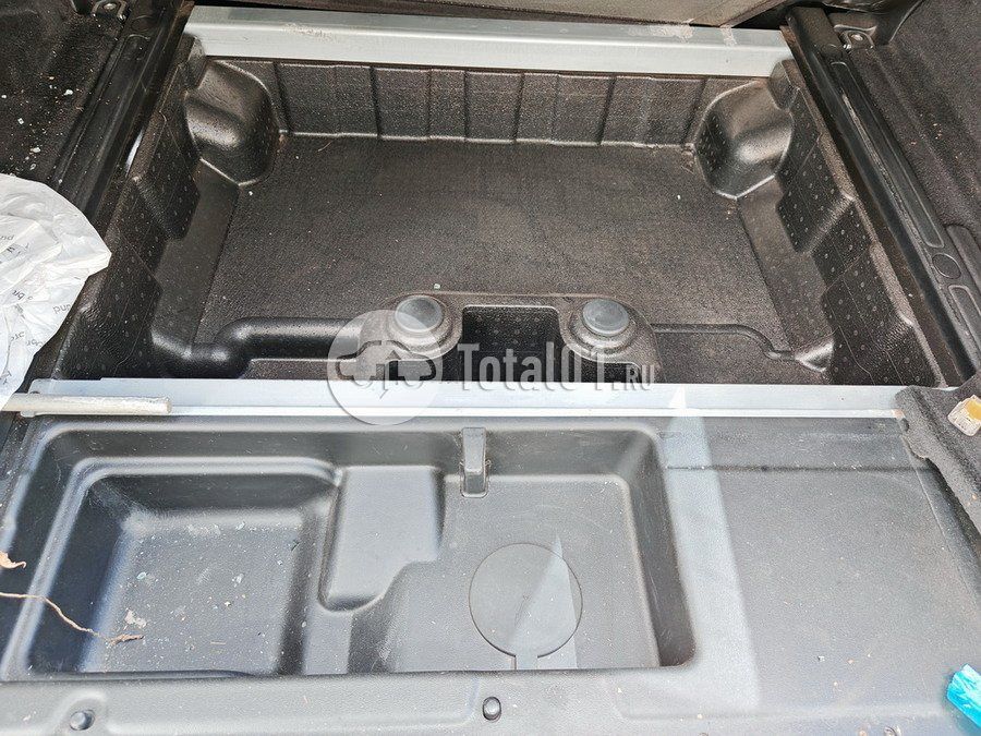 Фото Land Rover Discovery 158