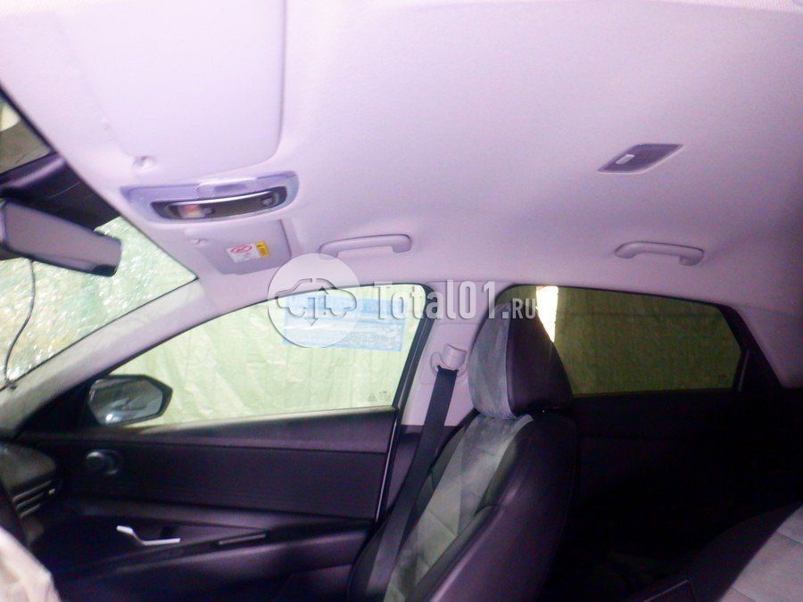 Фото Hyundai Elantra 40