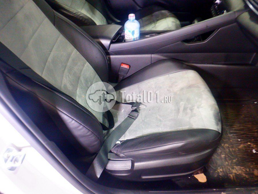 Фото Hyundai Elantra 80