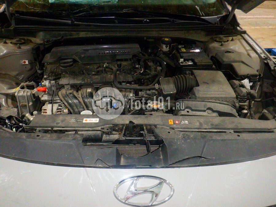 Фото Hyundai Elantra 98