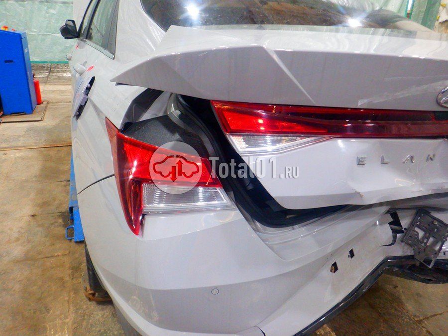 Фото Hyundai Elantra 184