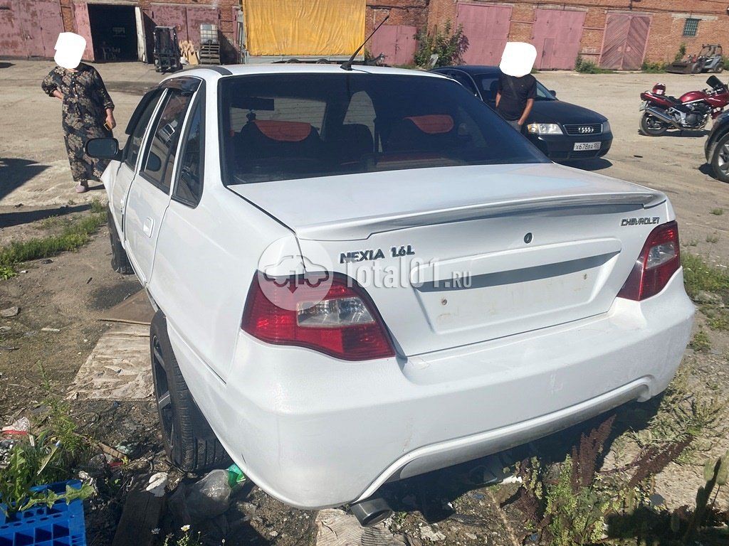 Фото Daewoo Nexia 8