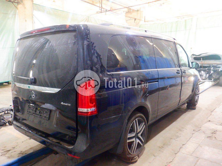 Фото Mercedes-Benz V-класс 12