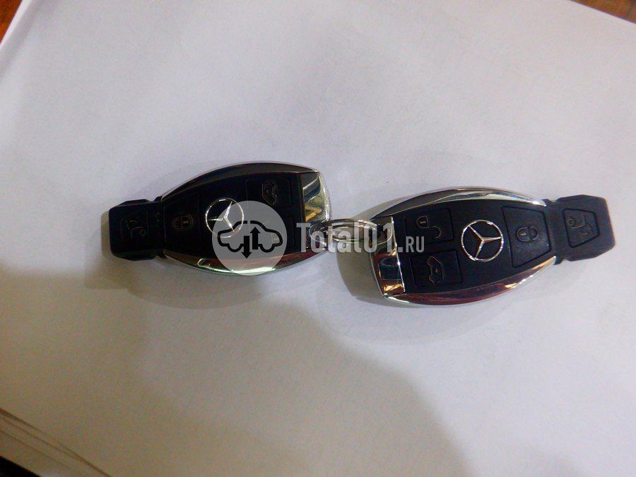 Фото Mercedes-Benz V-класс 16