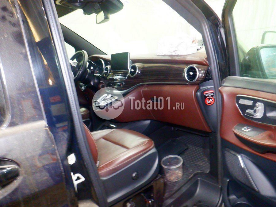 Фото Mercedes-Benz V-класс 20