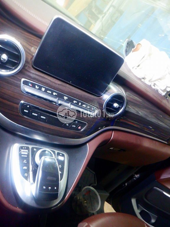 Фото Mercedes-Benz V-класс 118