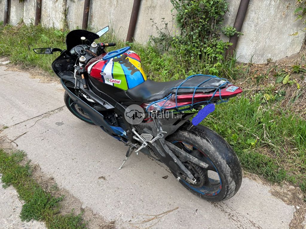 Фото Yamaha YZF-R6 10