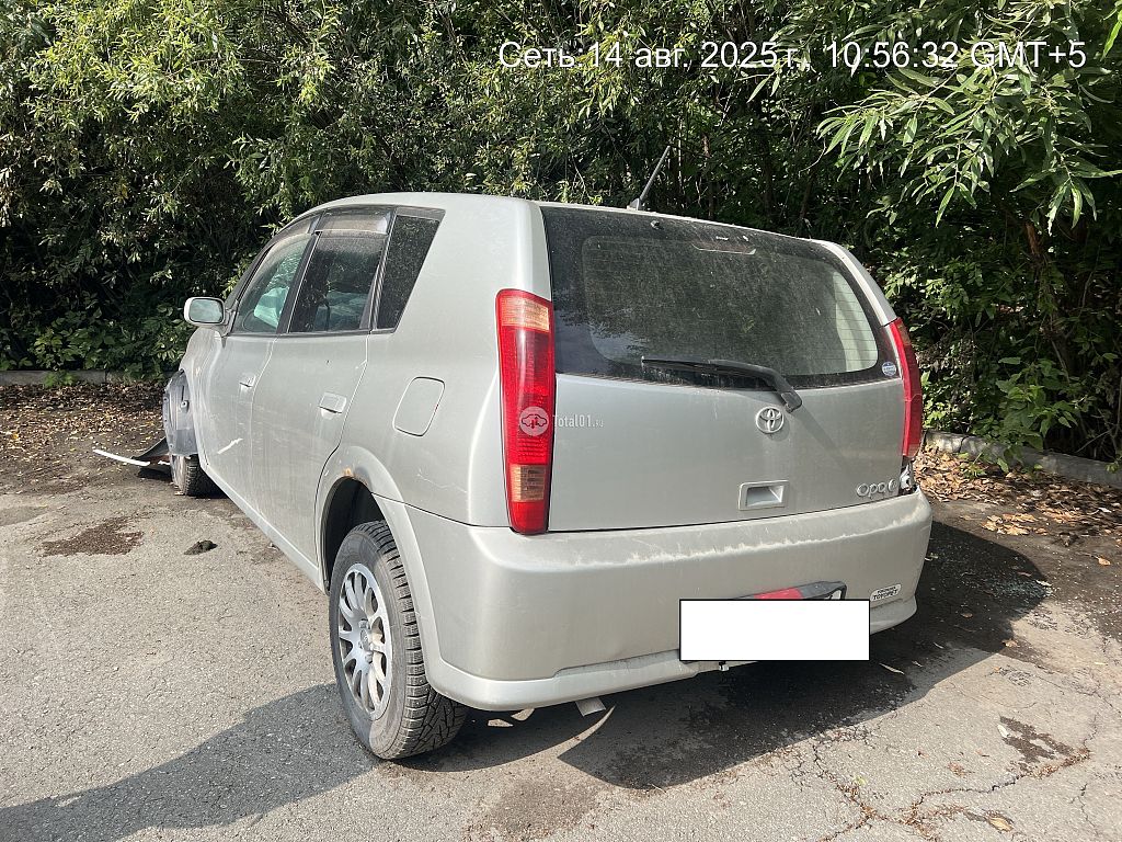 Фото Toyota Opa 6
