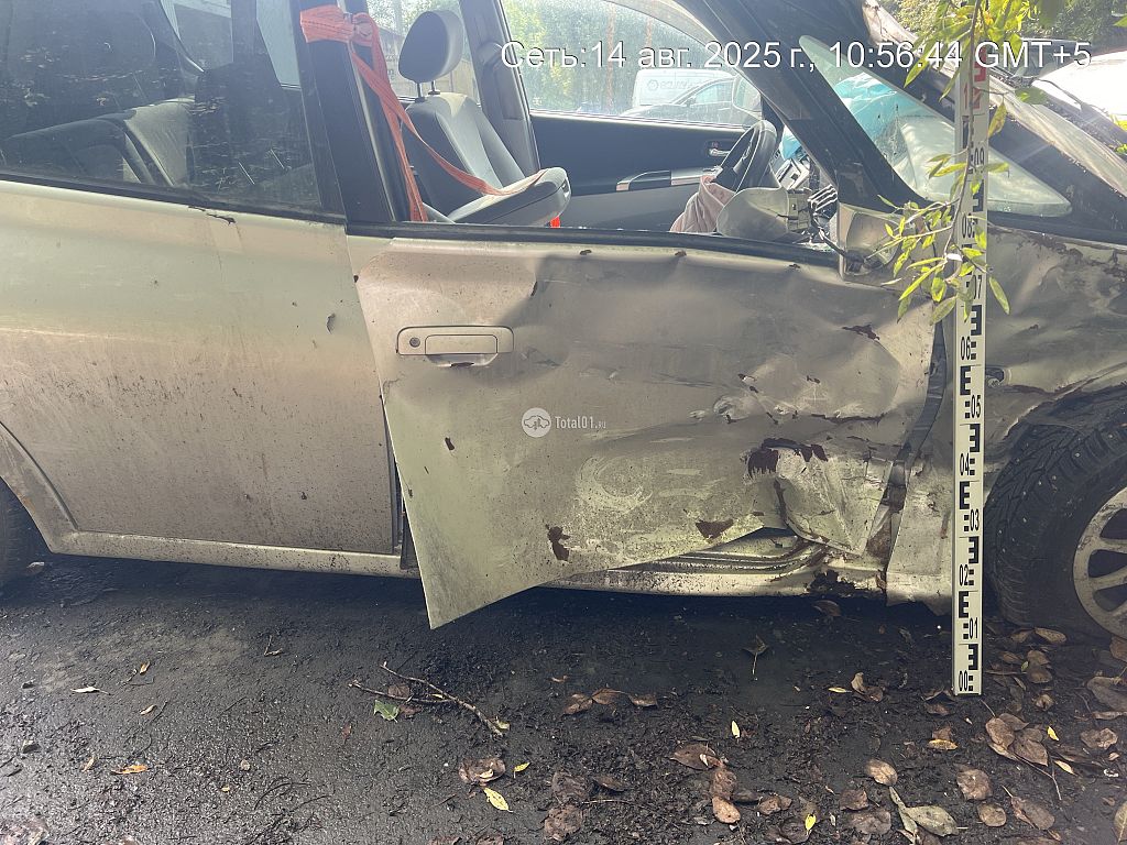 Фото Toyota Opa 12