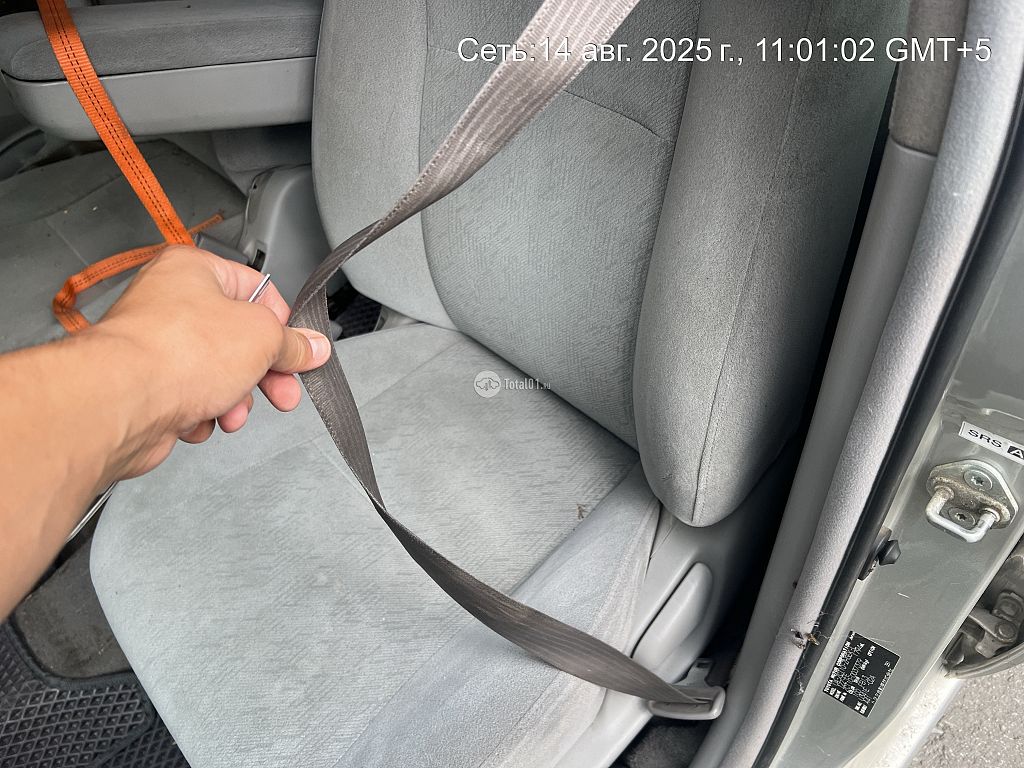 Фото Toyota Opa 182
