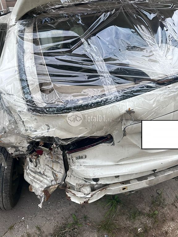 Фото Toyota Harrier 14