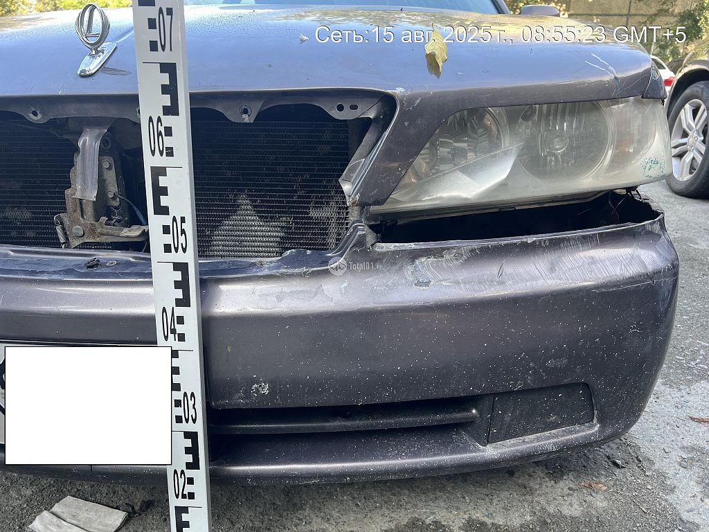 Фото Nissan Laurel 16