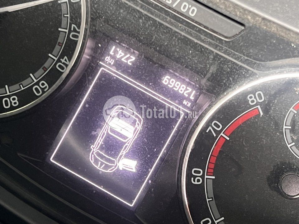 Фото Skoda Rapid 44
