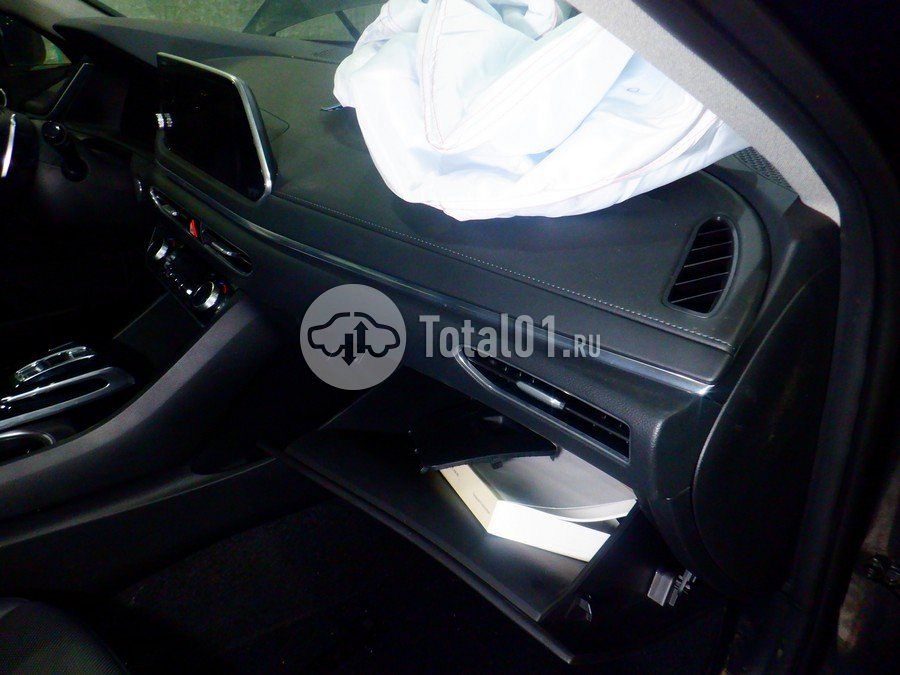 Фото Hyundai Sonata 26