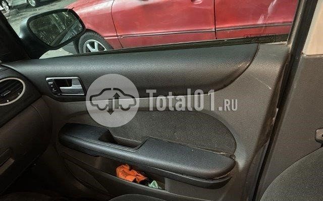 Фото Ford Focus 54
